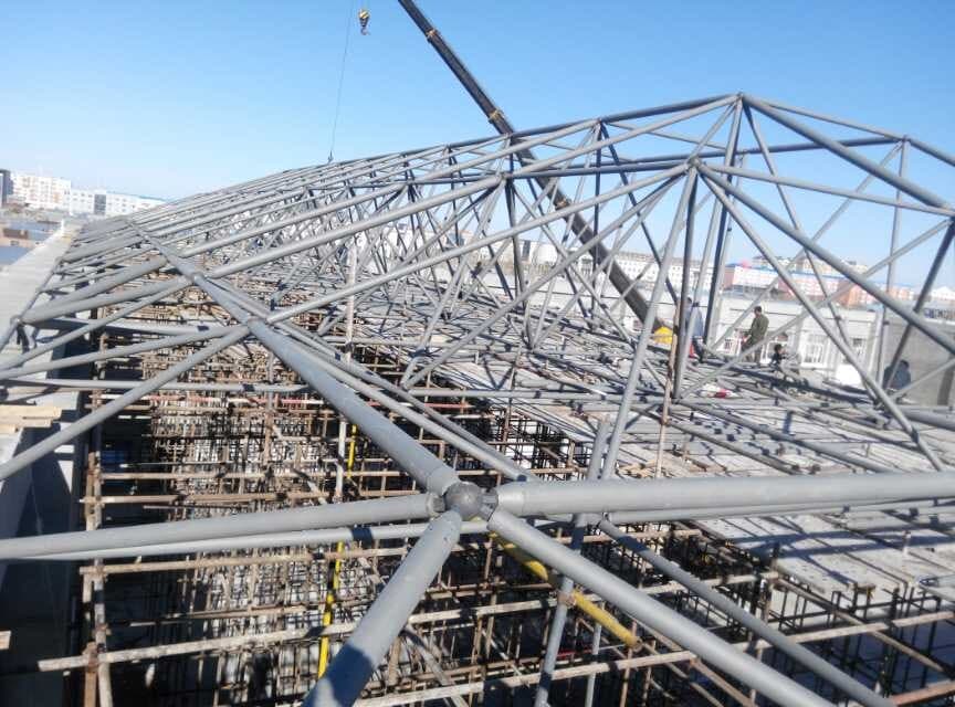 汕头商贸城屋顶网架工程